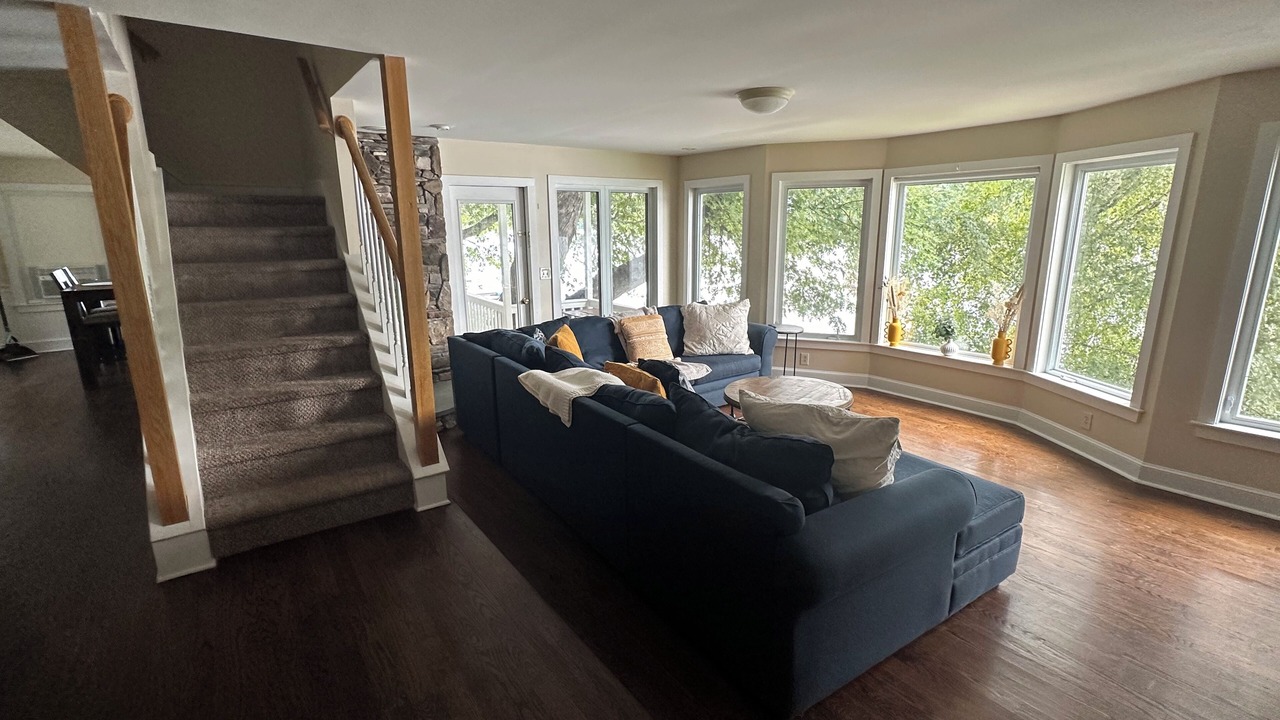 Photo of Livingroom in South Britain