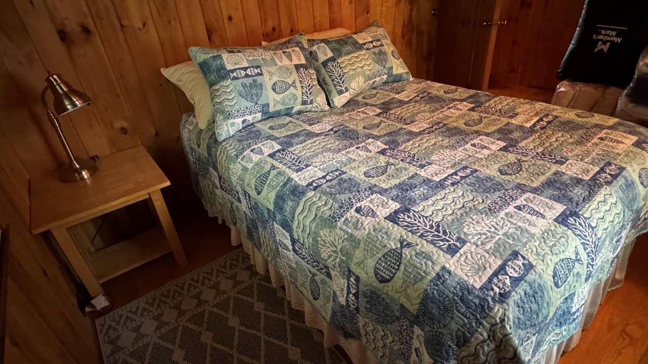 Photo of Bedroom in Moultonborough