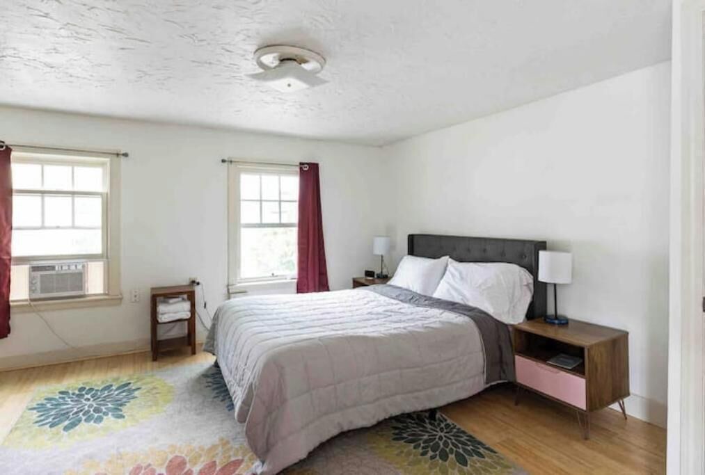 Photo of Bedroom in Old North End