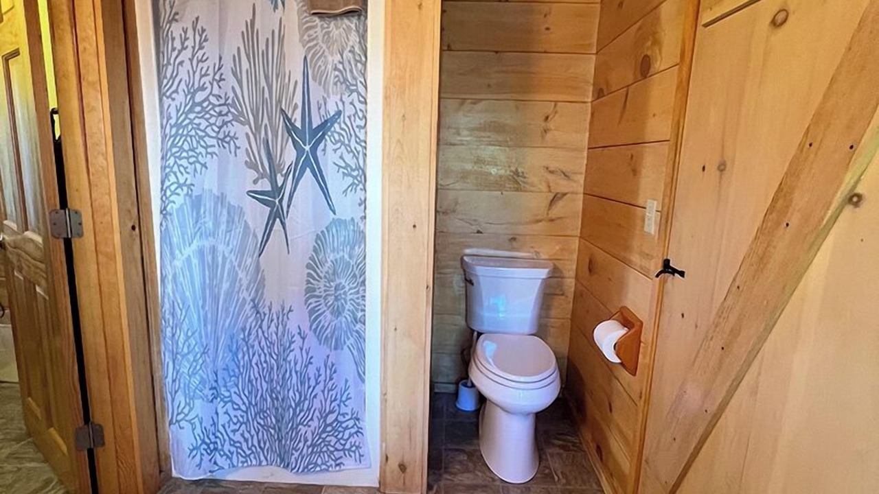 Photo of Bathroom in Mid-Coast and Islands