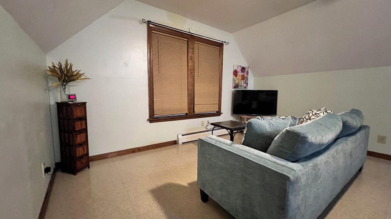Photo of Livingroom in Holyoke