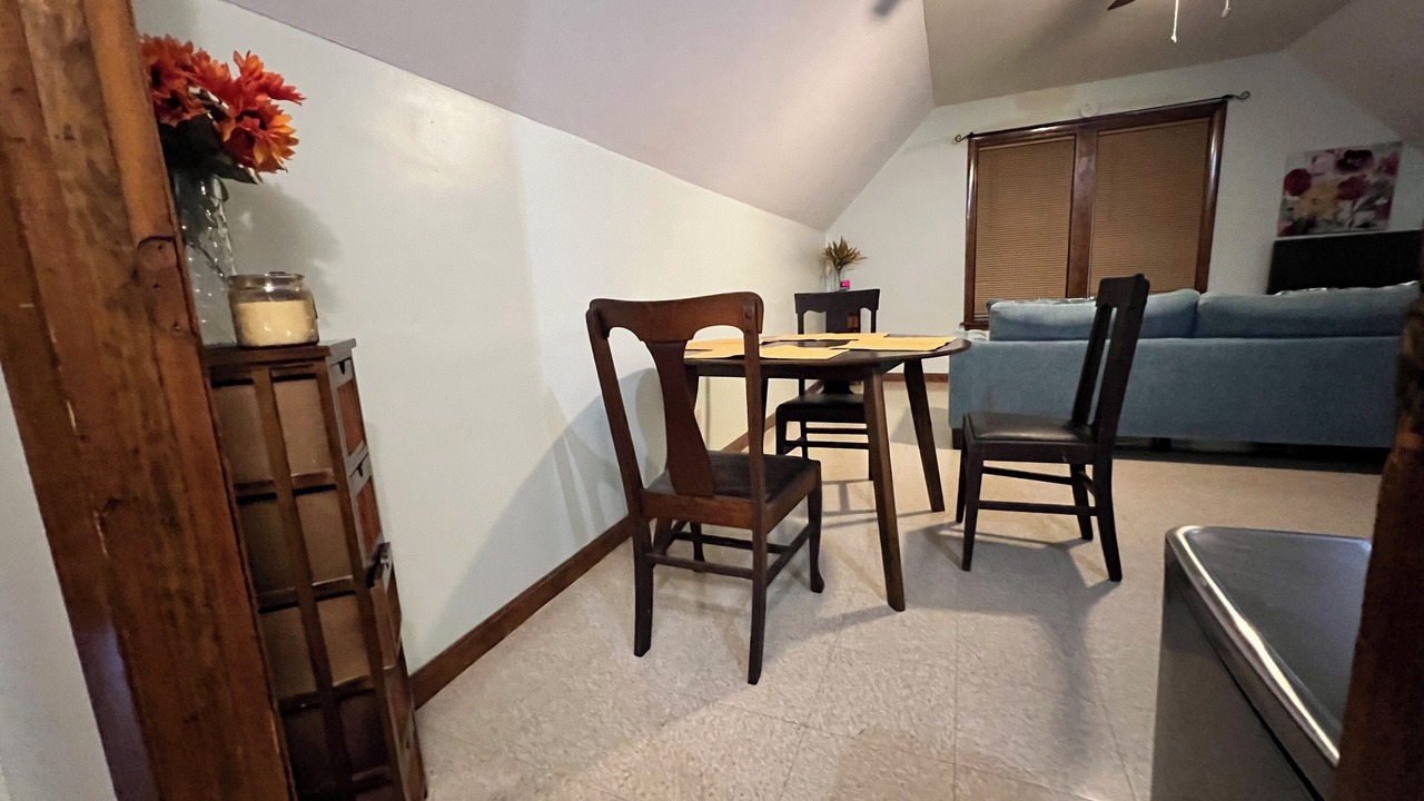 Photo of Livingroom in Holyoke