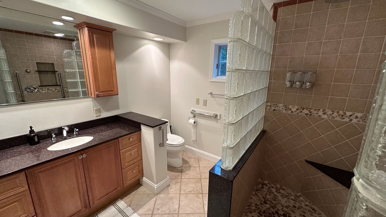Photo of Bathroom in Mount Marion