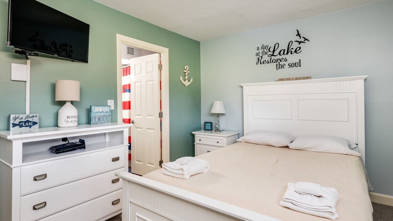 Photo of Bedroom in Weirs Beach