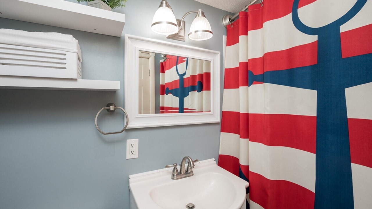 Photo of Bathroom in Weirs Beach