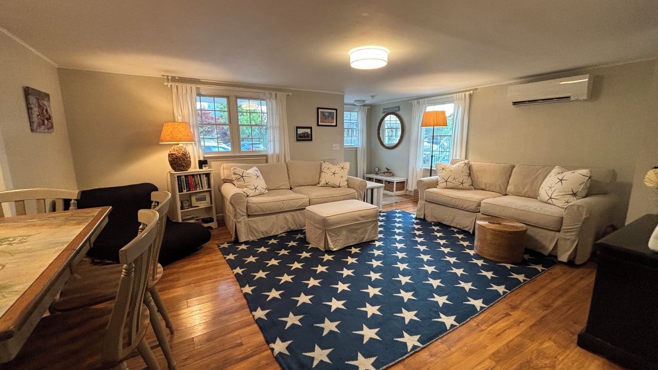 Photo of Livingroom in Ocean Park