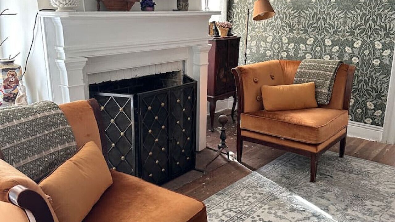 Photo of Livingroom in Stony Brook