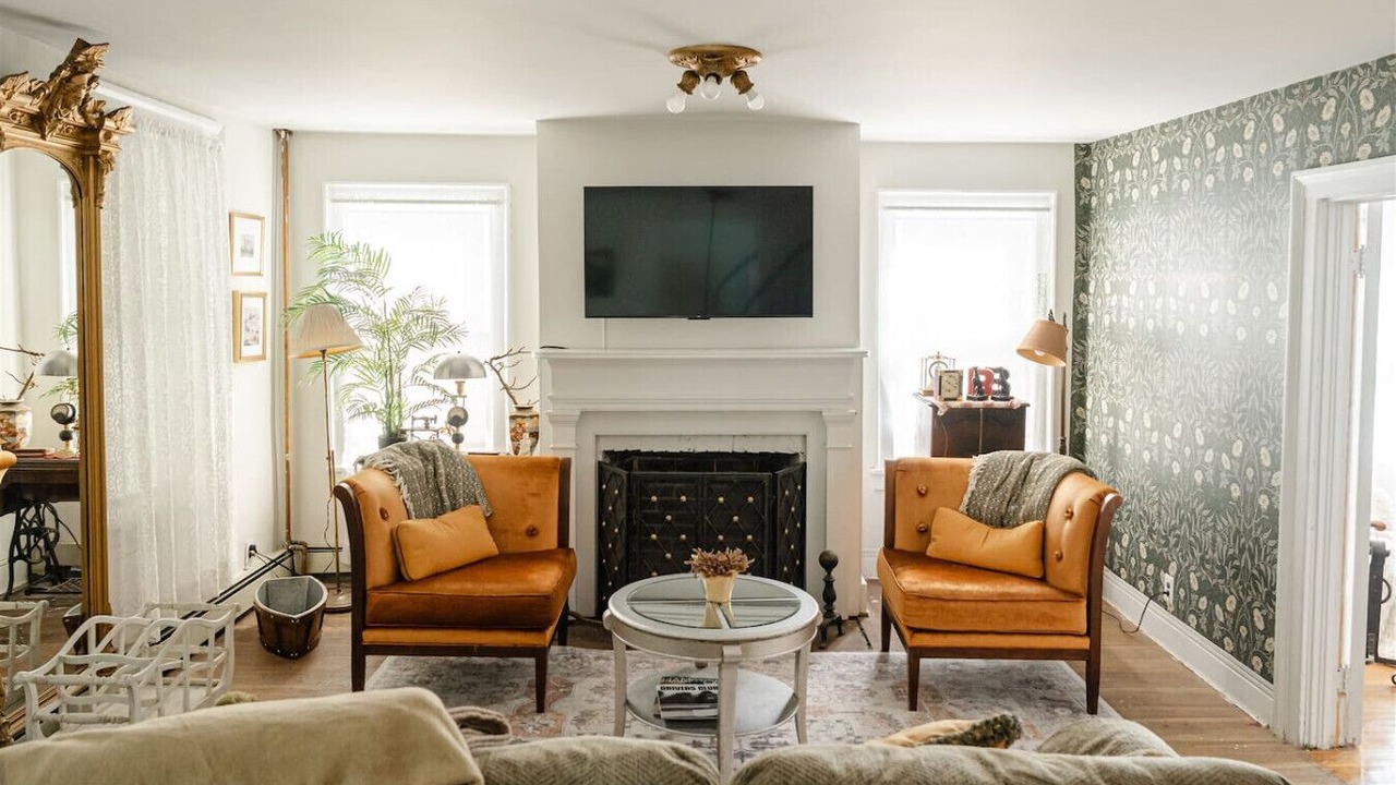 Photo of Livingroom in Stony Brook