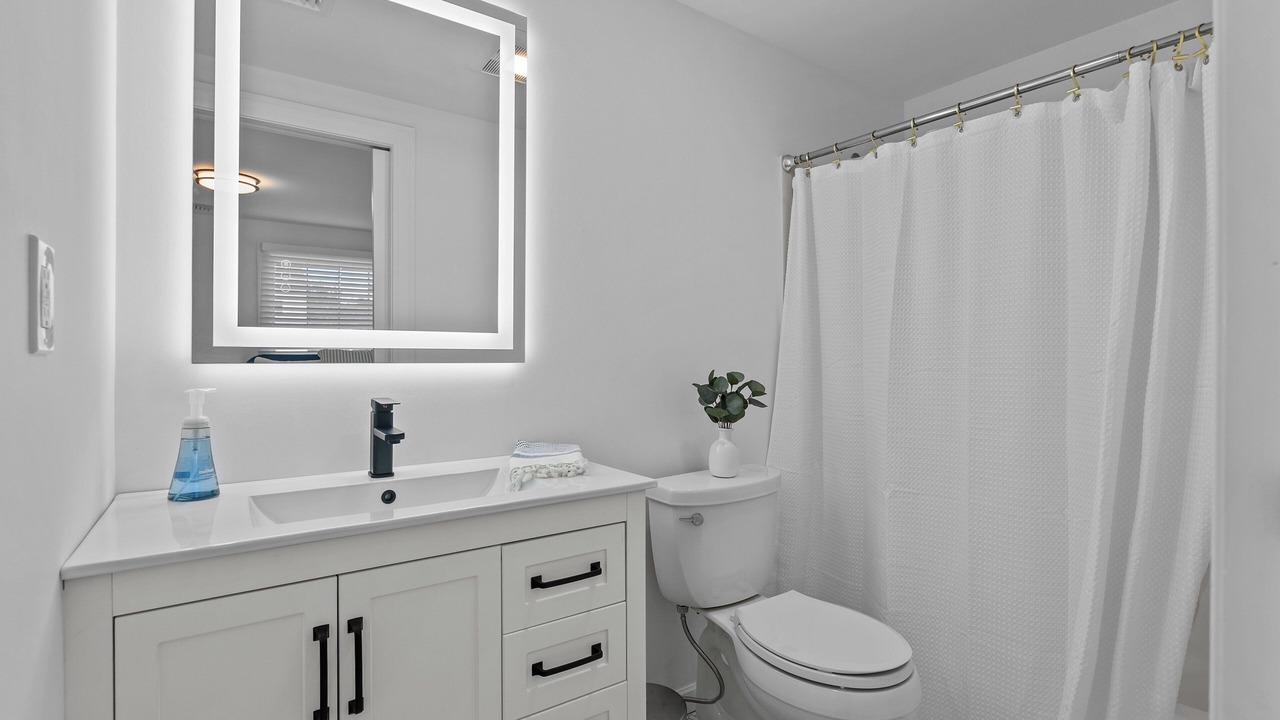 Photo of Bathroom in Easton's Point