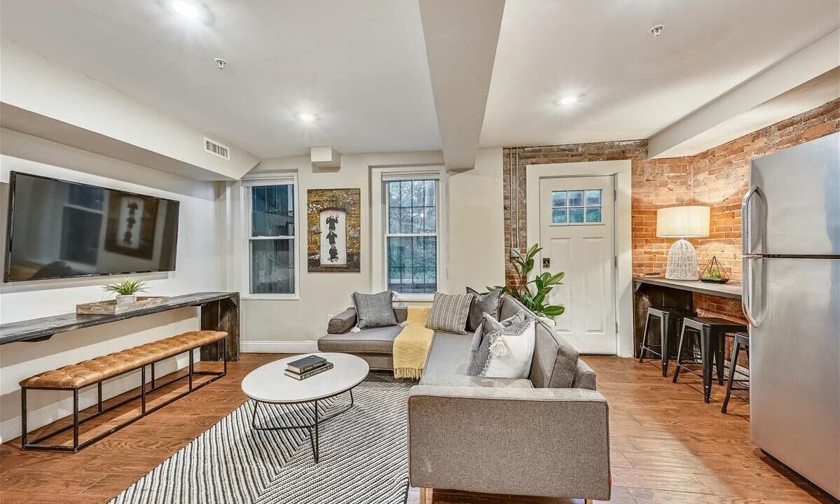 Photo of Livingroom in Highland Park