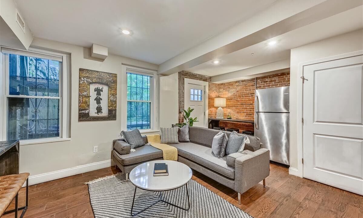 Photo of Livingroom in Highland Park