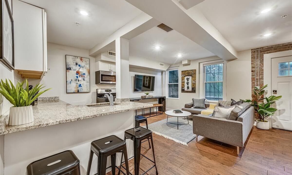Photo of Livingroom in Highland Park