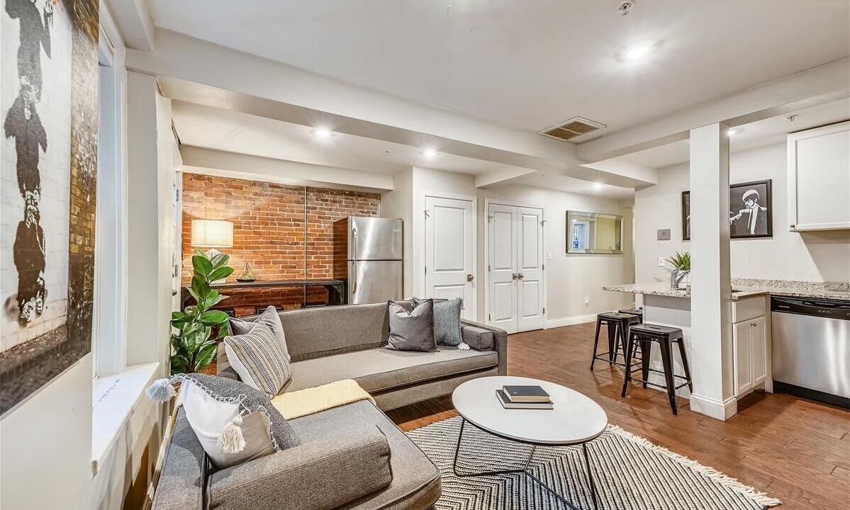 Photo of Livingroom in Highland Park