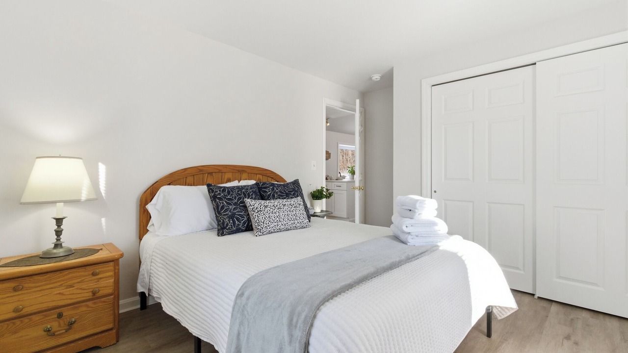 Photo of Bedroom in Alton Bay