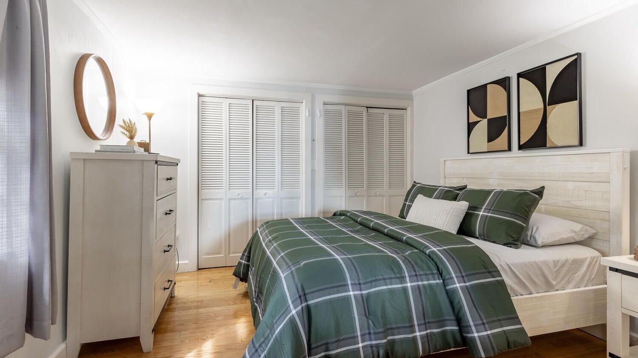 Photo of Bedroom in Mashpee