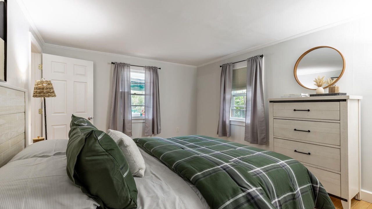 Photo of Bedroom in Mashpee