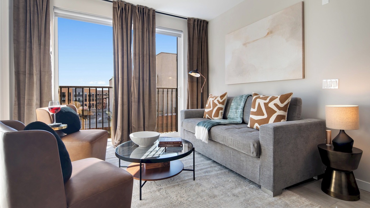 Photo of Livingroom in The Hill