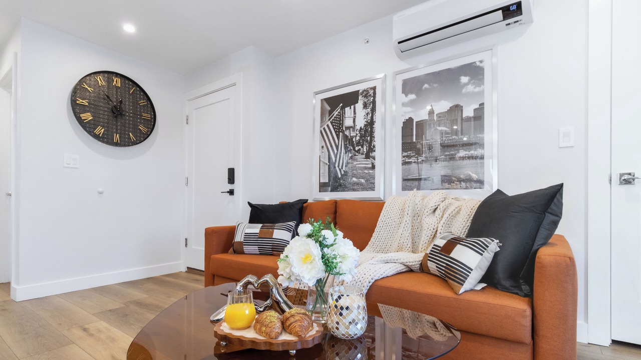 Photo of Livingroom in Ward Two