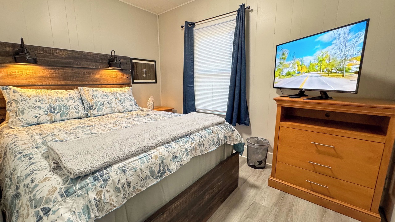 Photo of Bedroom in Hudson
