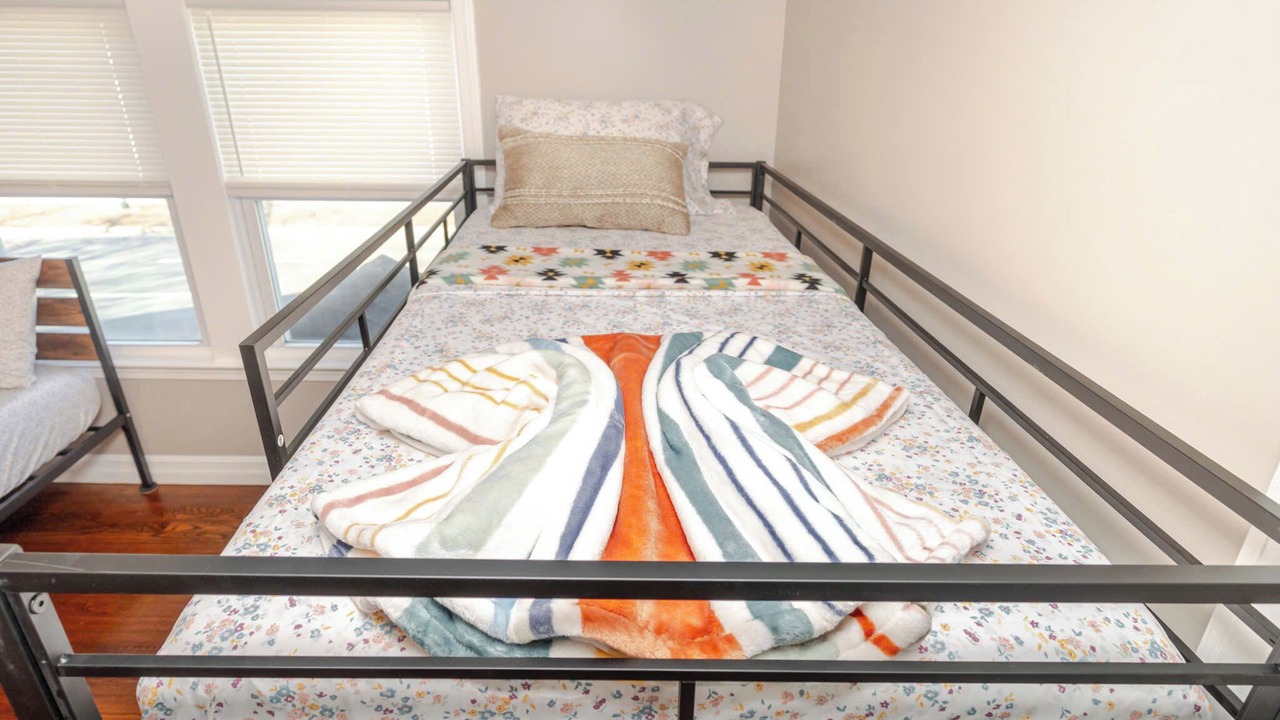 Photo of Bedroom in Quincy