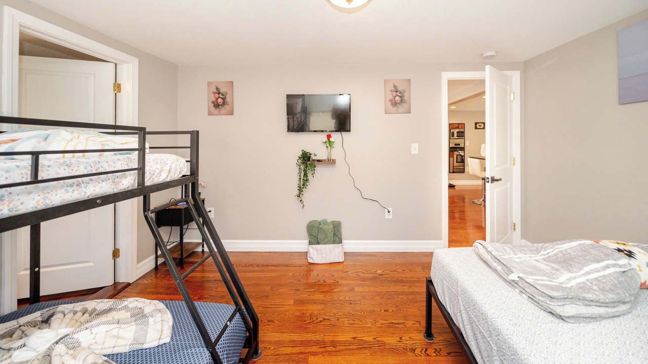 Photo of Bedroom in Quincy