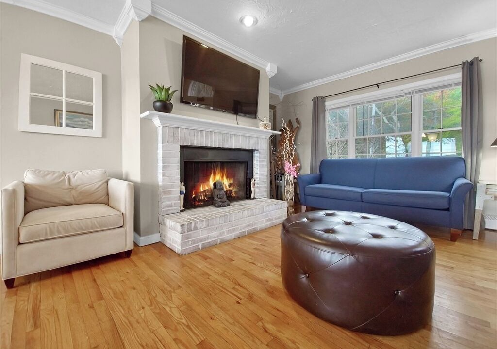 Photo of Livingroom in Cotuit