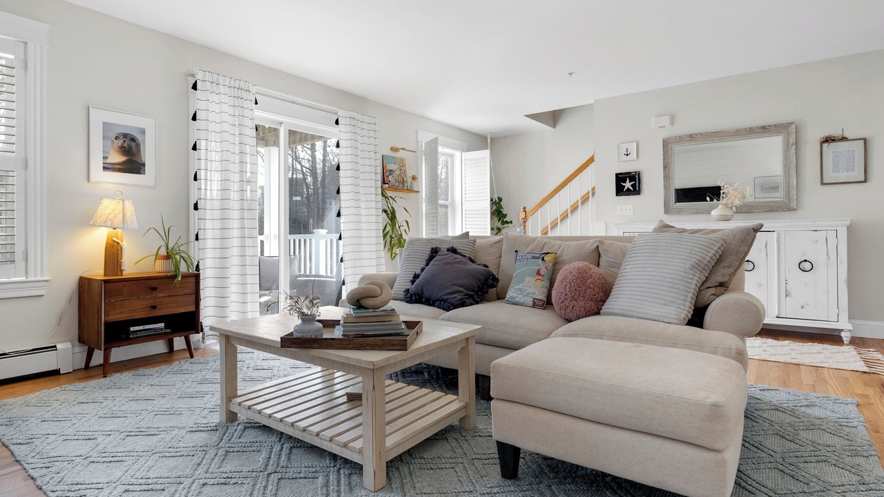 Photo of Livingroom in Old Orchard Beach