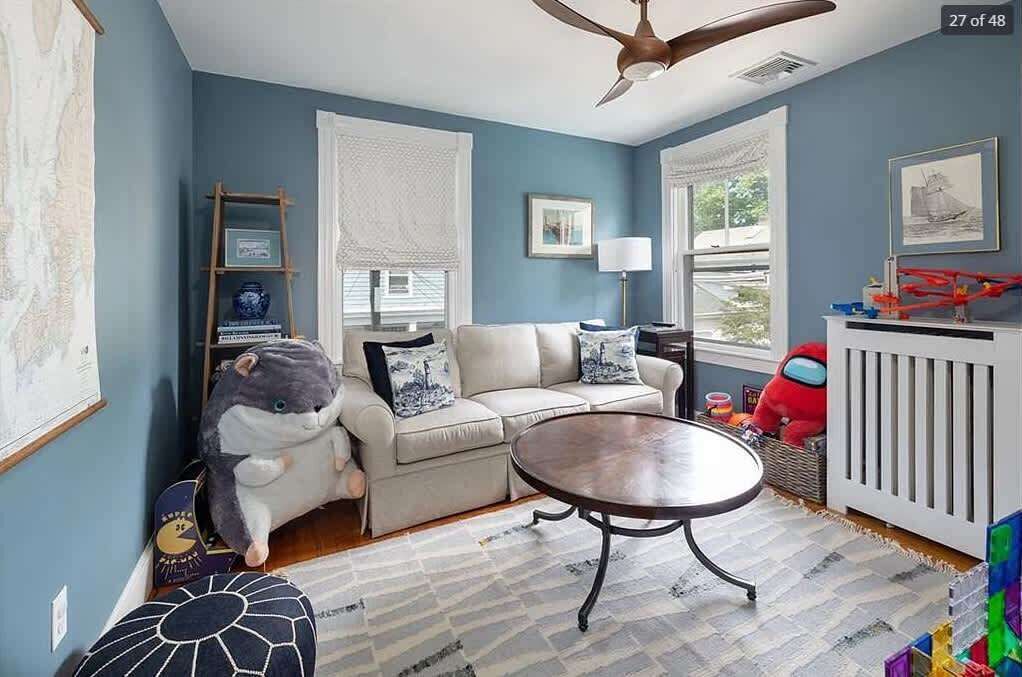 Photo of Livingroom in The Point