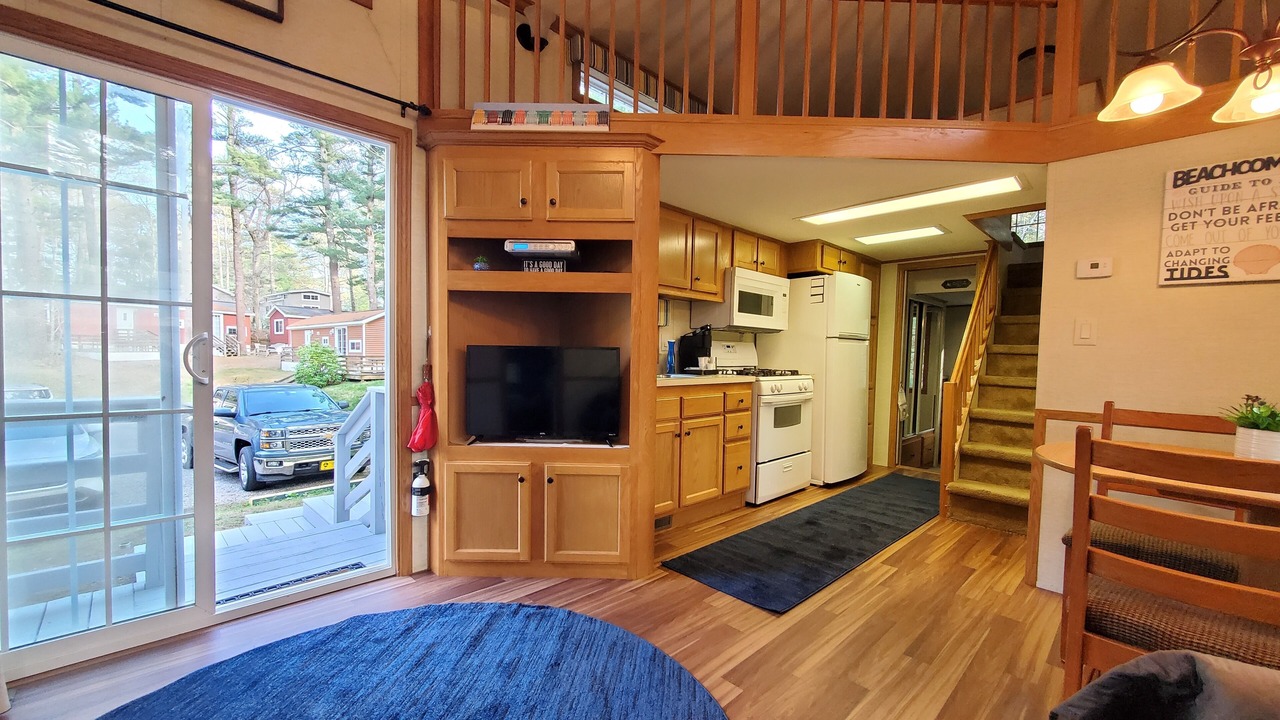 Photo of Livingroom in East Falmouth