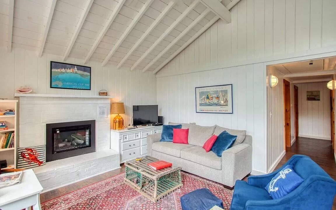 Photo of Livingroom in Boothbay Harbor