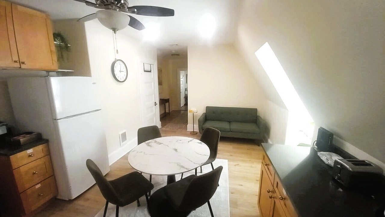 Photo of Livingroom in Mid-Cambridge