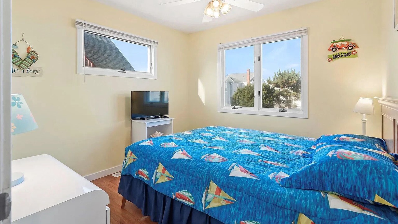 Photo of Bedroom in Ship Bottom