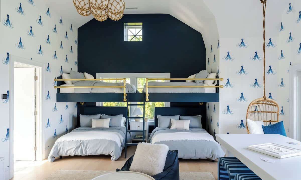 Photo of Bedroom in Jamestown