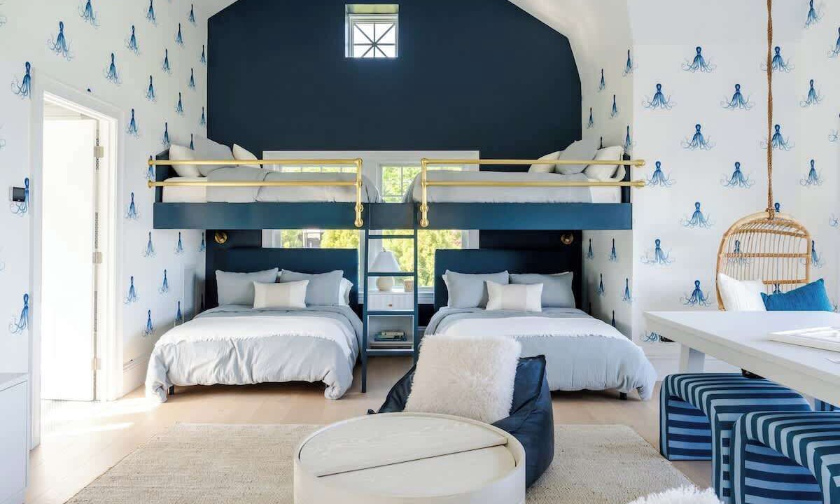 Photo of Bedroom in Jamestown