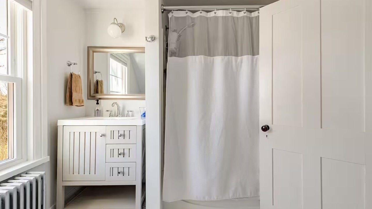 Photo of Bathroom in Greenport West