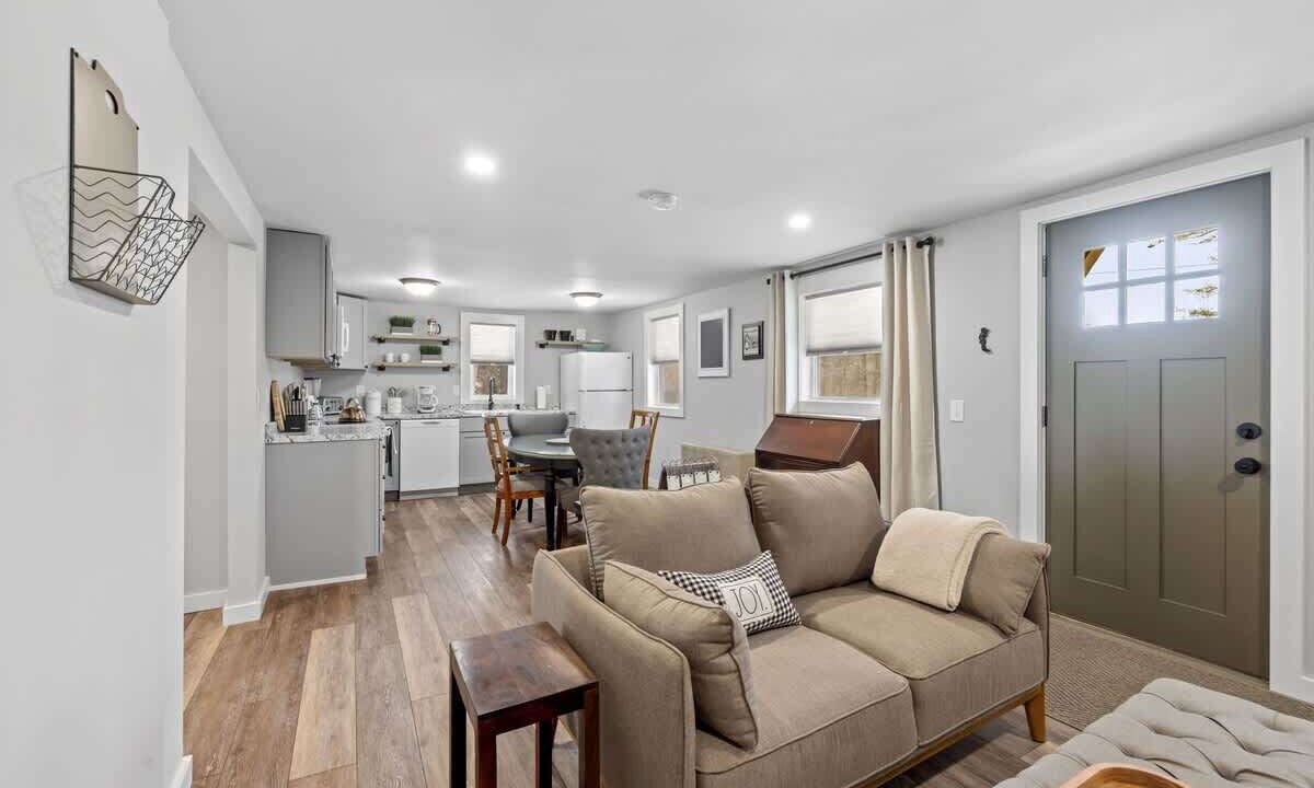 Photo of Livingroom in Bradford