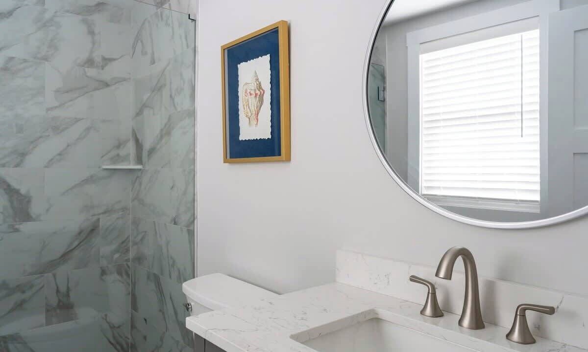 Photo of Bathroom in Yachting Village