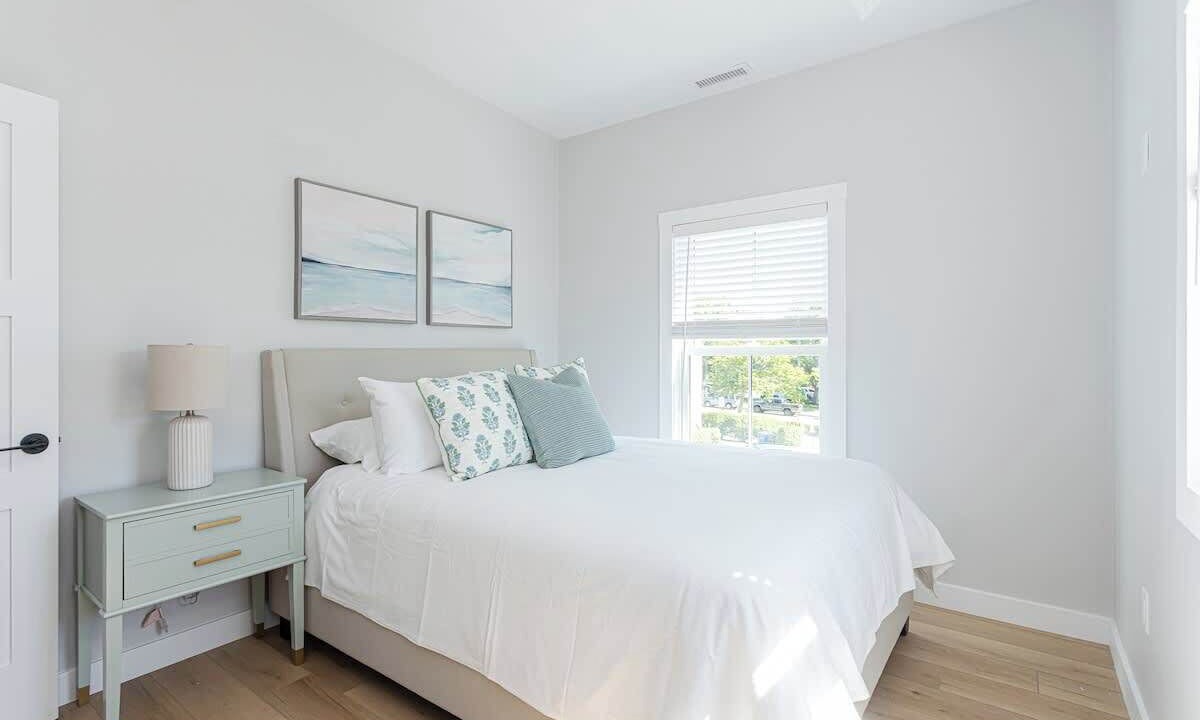 Photo of Bedroom in Yachting Village