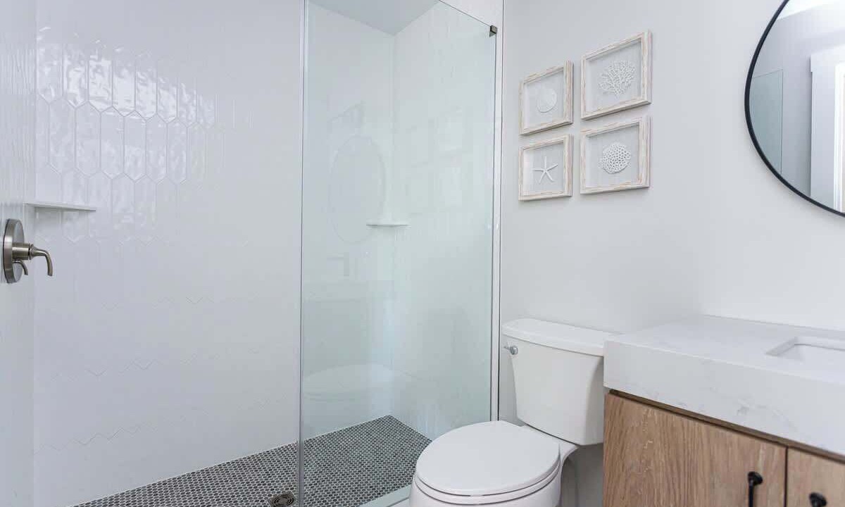 Photo of Bathroom in Yachting Village