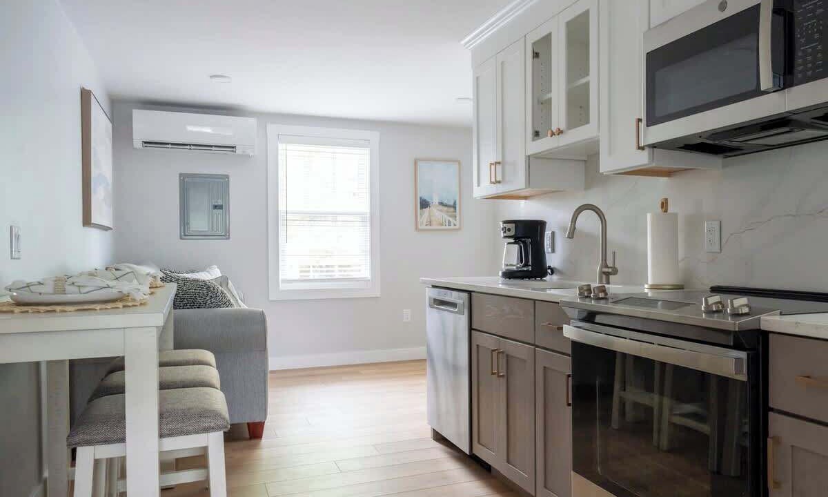 Photo of Kitchen in Yachting Village