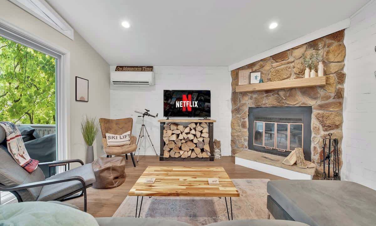 Photo of Livingroom in Rowland
