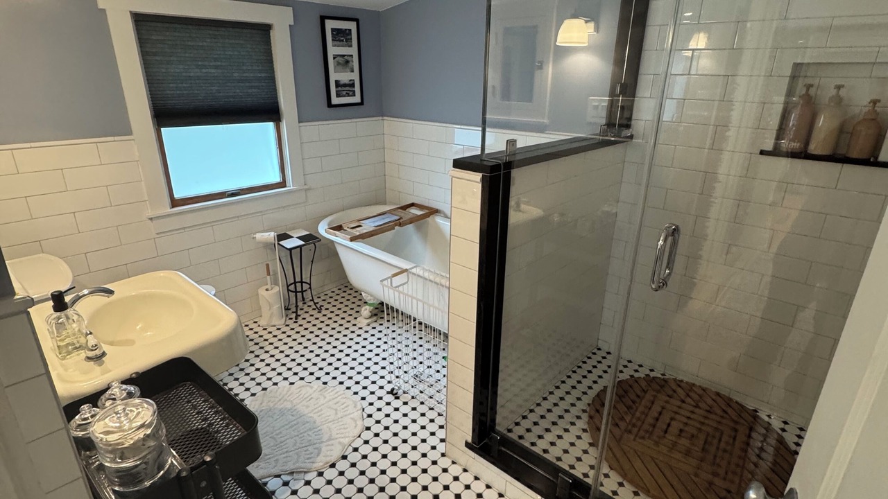 Photo of Bathroom in West Tisbury