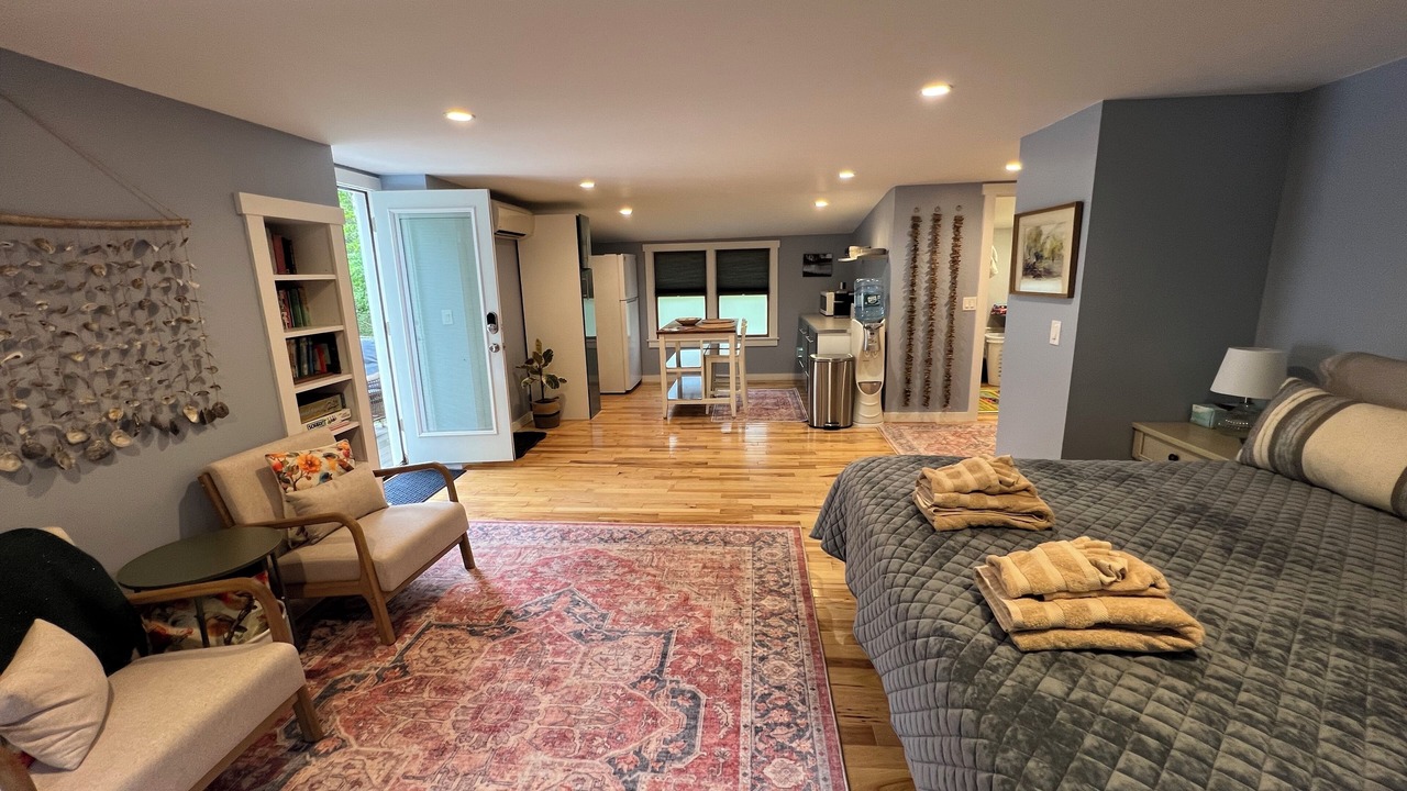Photo of Bedroom in West Tisbury