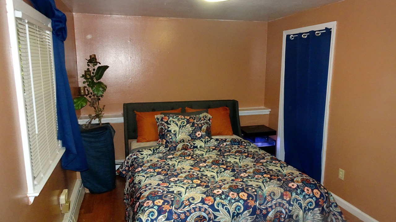 Photo of Bedroom in Centerport