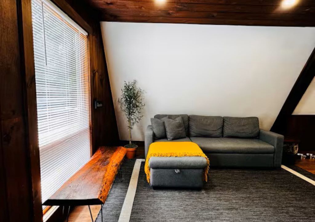 Photo of Livingroom in Tamworth
