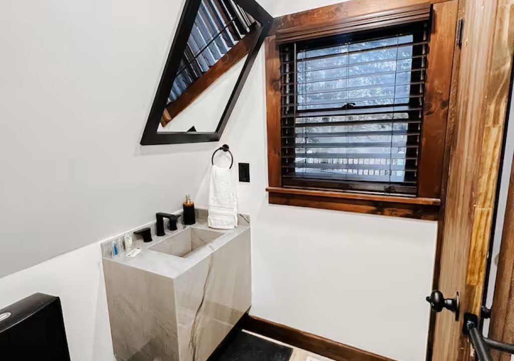 Photo of Bathroom in Tamworth