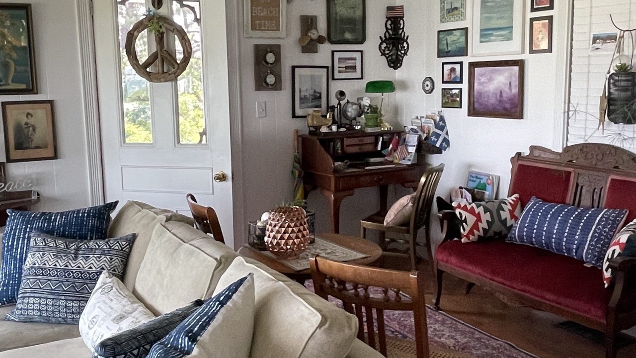 Photo of Livingroom in Camp Ellis