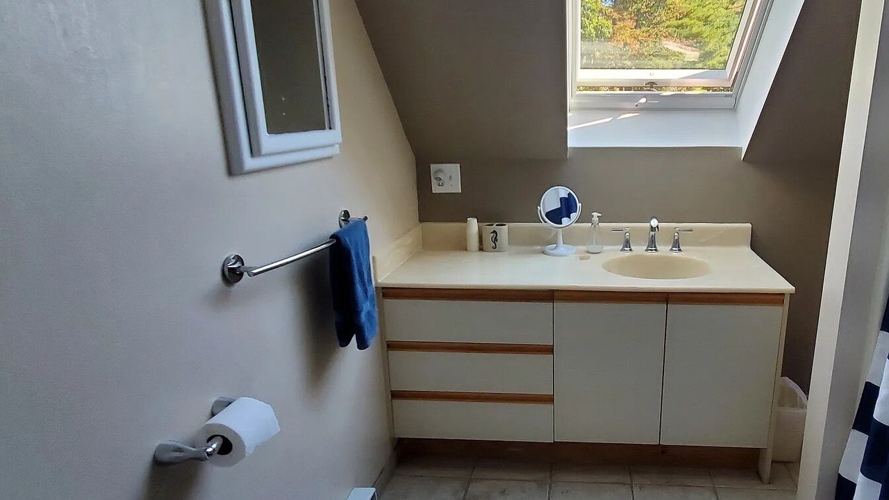 Photo of Bathroom in Ocean Park