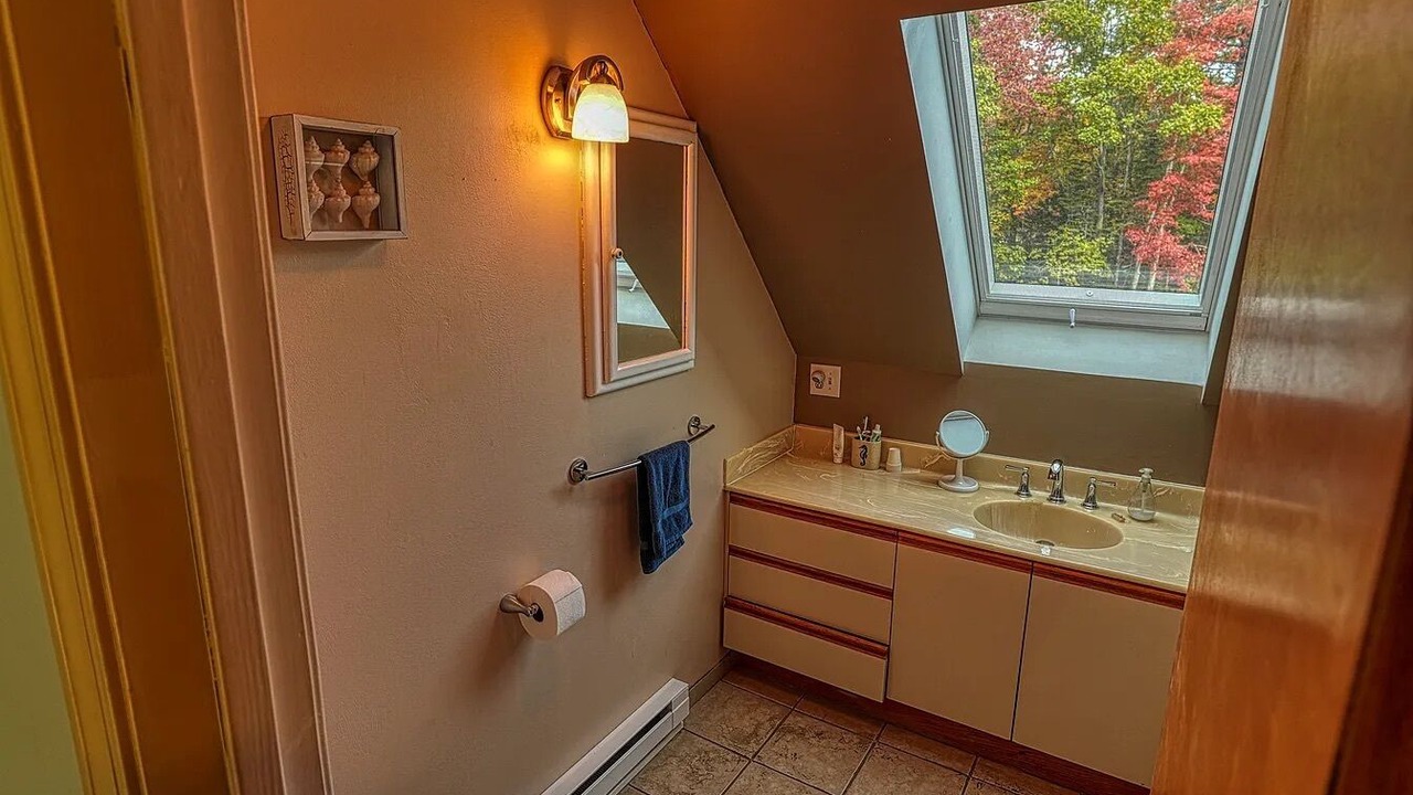 Photo of Bathroom in Ocean Park