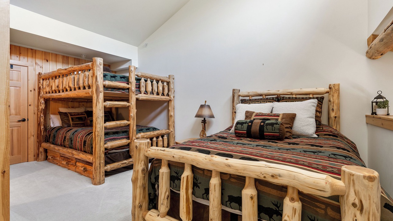Photo of Bedroom in Warren